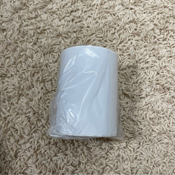 Dymo 4x6 Label 220 Printer Roll of Labels - Picture 2 of 4